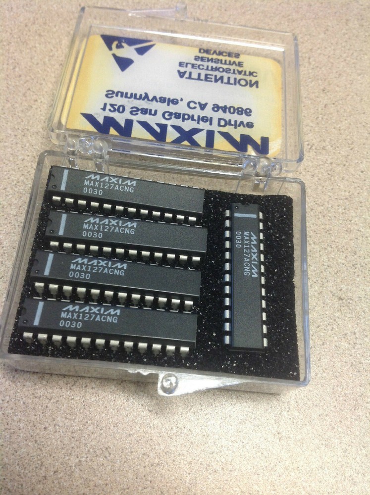 (1 Pc) Maxim, MAX127ACNG, Multirange, +5V, 12-Bit DAS w/ 2-Wire Serial Interface