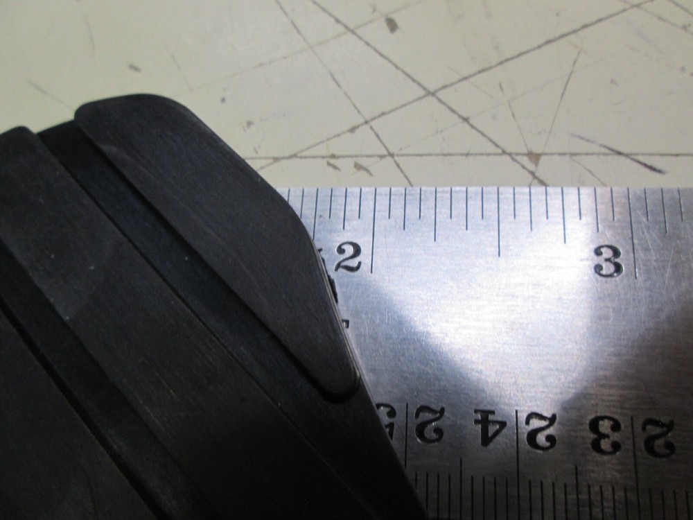 ROADKROME PASSENGER FLOORBOARD REPLACEMENT RUBBER SET - GETS 2 SETS