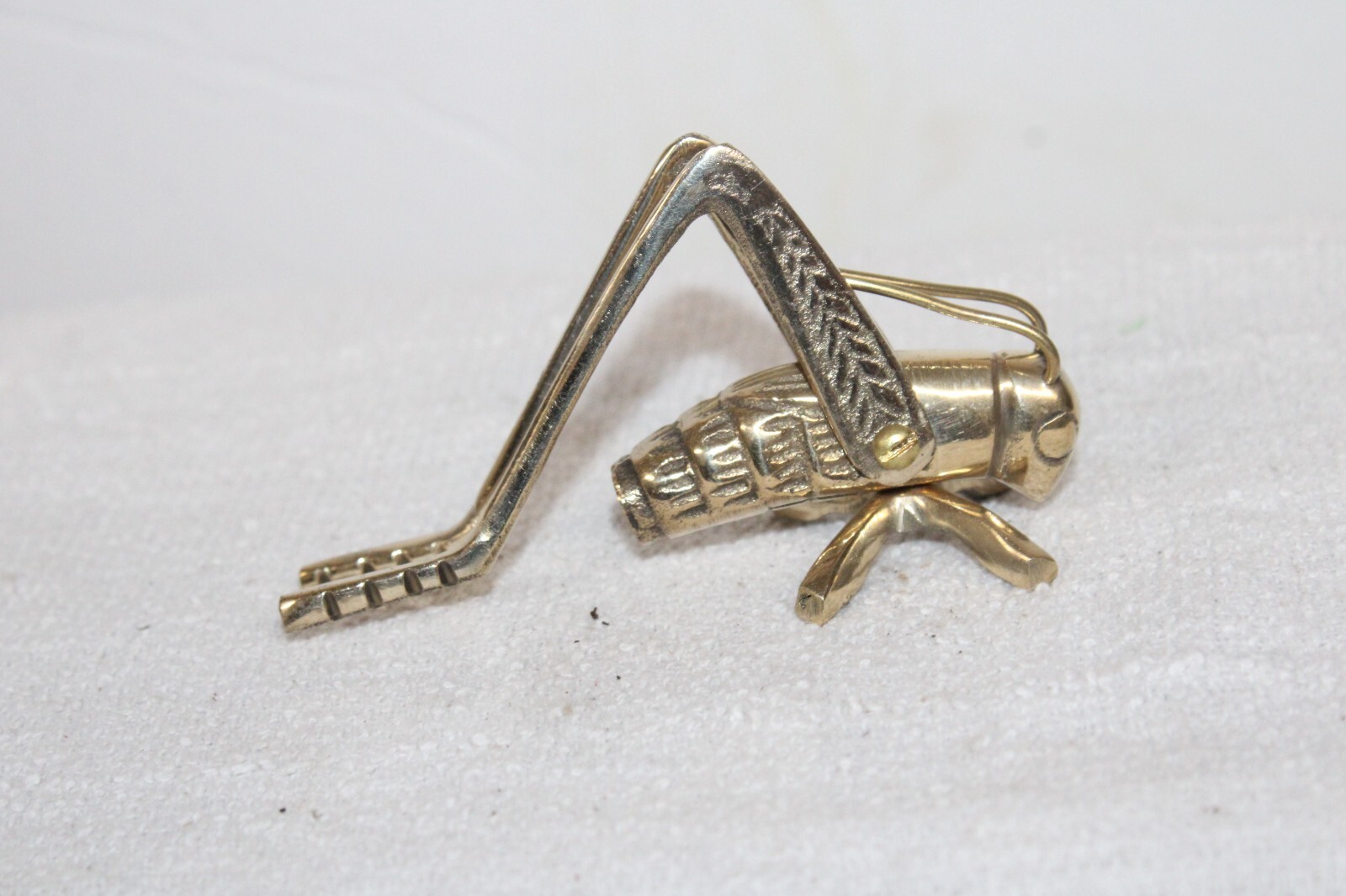 Vintage Style Brass Grasshopper Cricket Paperweight Figurine 3.5'' Paperweight