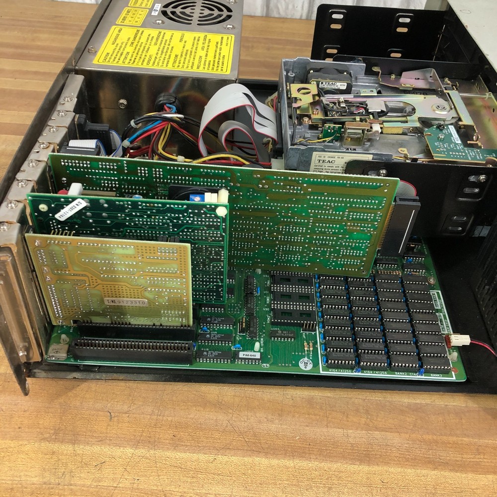GEMS XT/PC IBM Clone Computer w/Drives & Cards (Powers On) for Restore