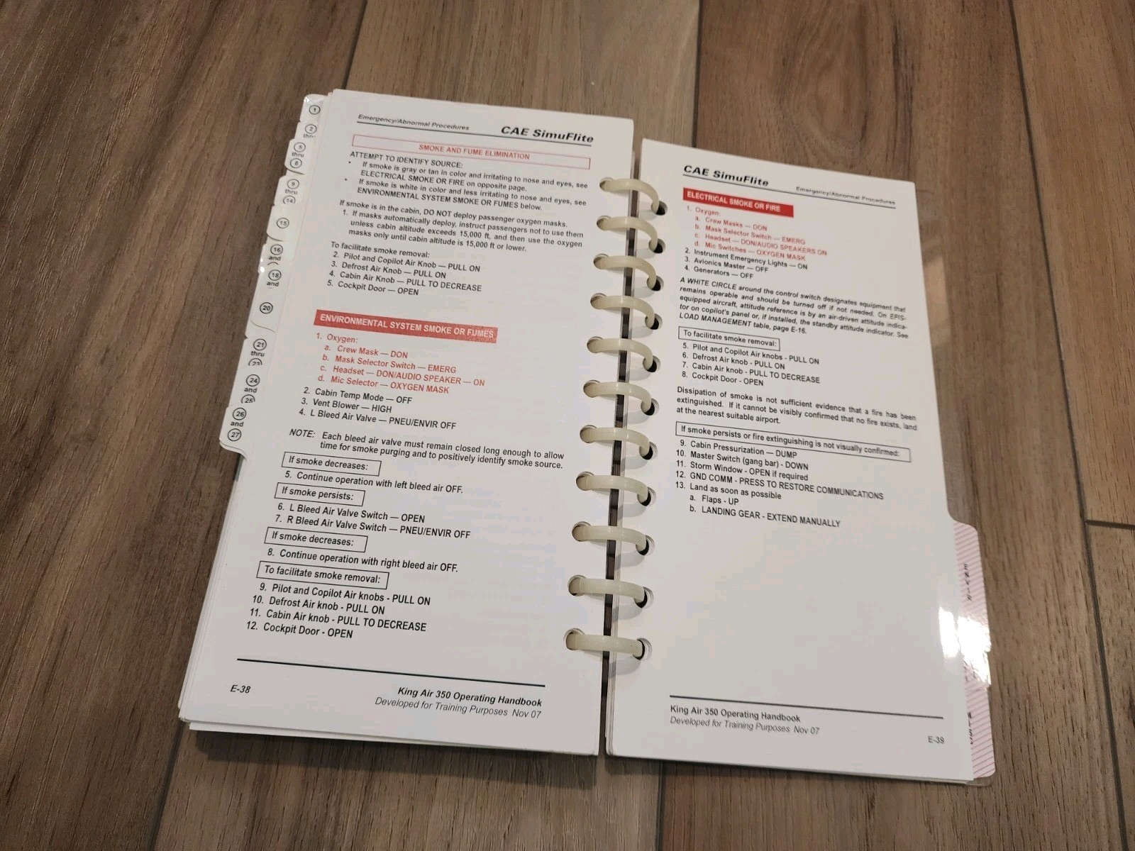 King Air 350 Operating Handbook - Aviation Pilot Aircraft Manual SimuFlite