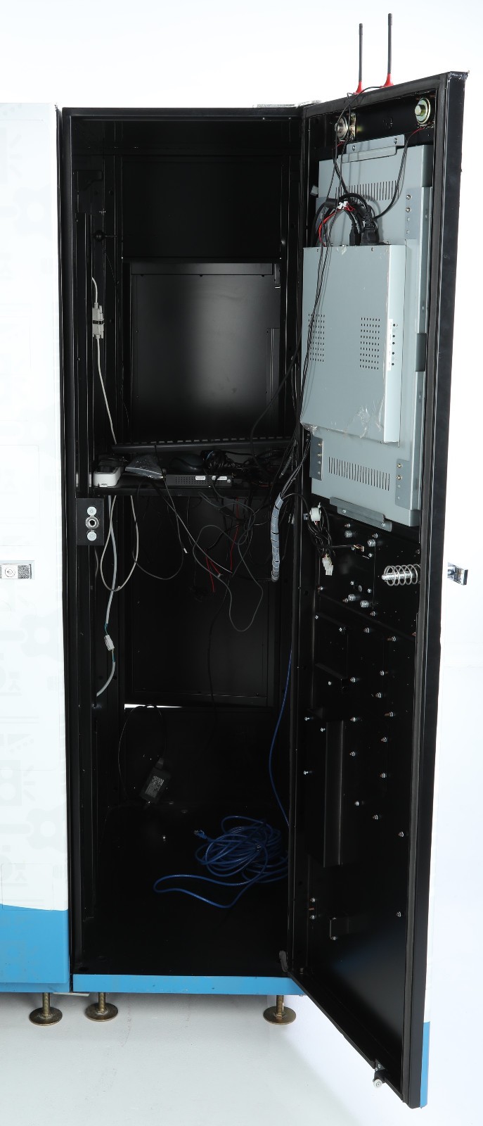 Digital Media Vending Large Floor Standing Vending Machine