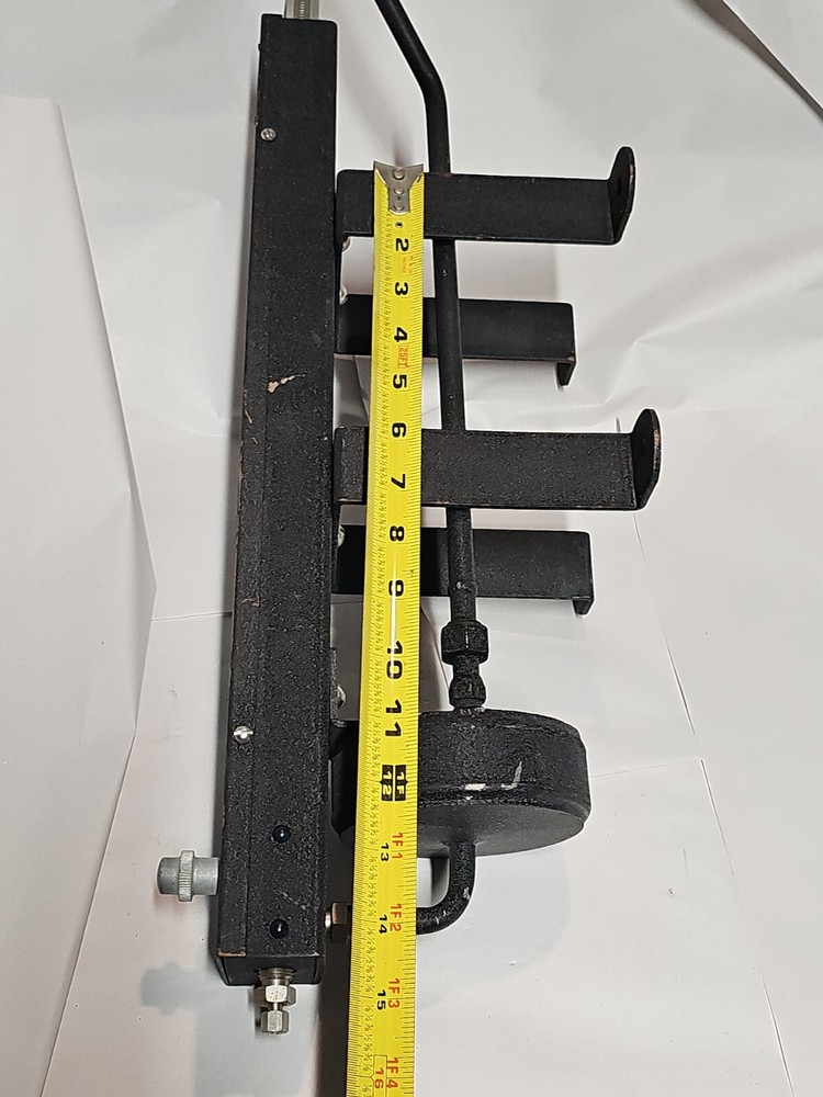 The Meriam Instrument Co. Type W Model 30EB25 Manometer Range 12" Untested