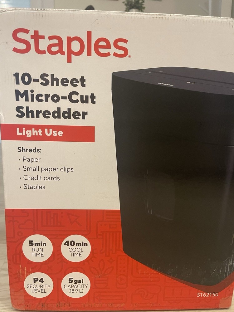 Staples 10 Sheet Micro Shredder