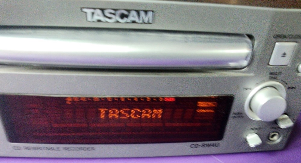 NON-WORKING Tascam CD-RW4U CD Rewritable Recorder Disc Read Error