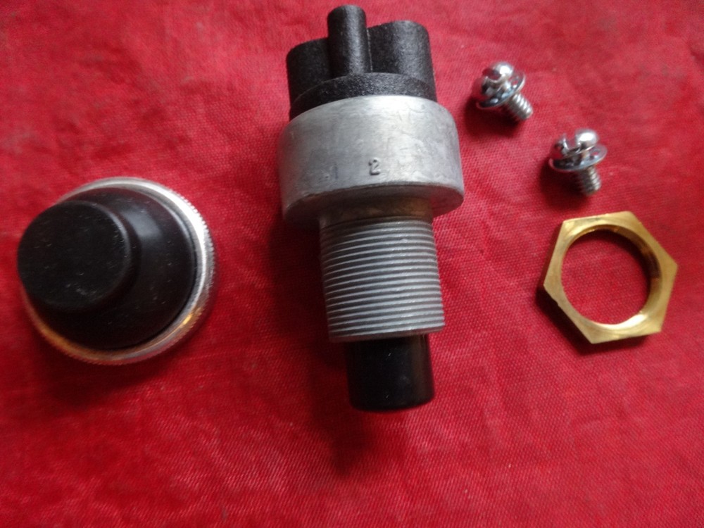 XHD PUSH BUTTON SWITCH Sierra UN42000 QTY. 10