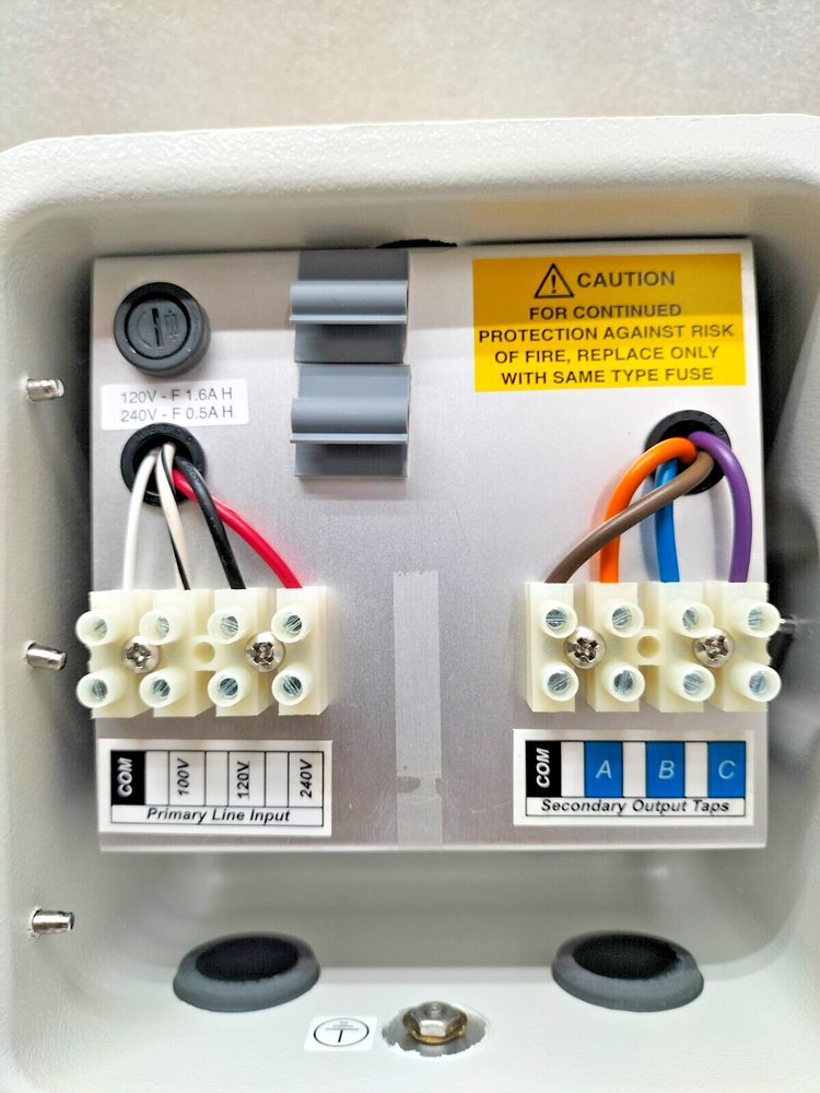 PELCO WCS1-4 ENVIRONMENTAL POWER SUPPLY