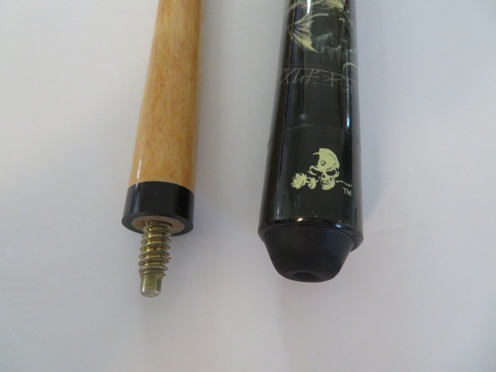 Billiard/Pool Cue Skull and Dragons Design with Case