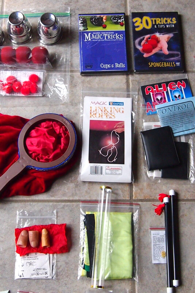 Deluxe Magic Kit - 23 Complete Magic Tricks
