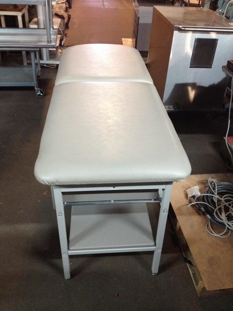 Brewer Element Treatment / Exam Table