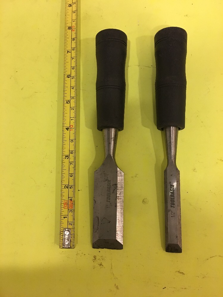 Set Of Two Toolbasix Woodworking Chisel Set 1" / 1/2"