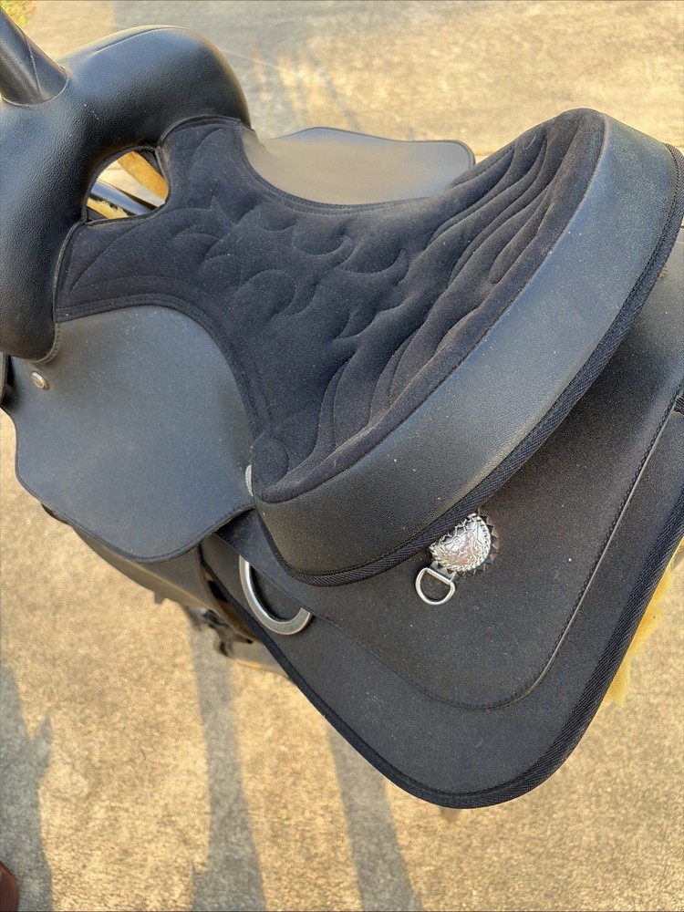 Wintec Saddle Black Seat
