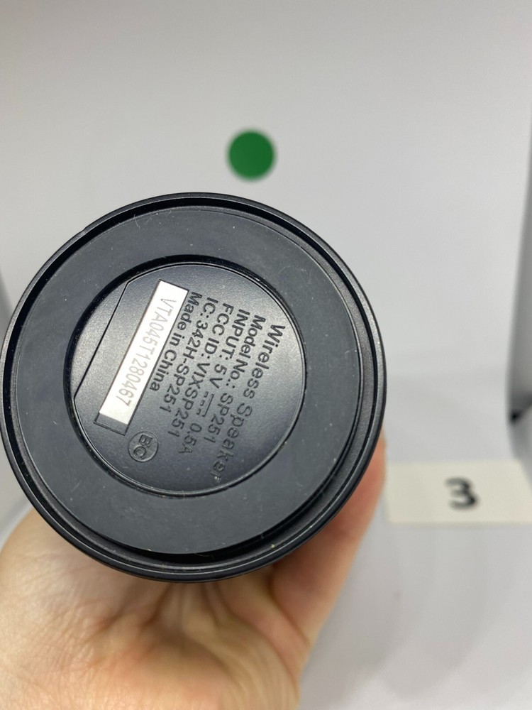 808 Nrg Glo Wireless Bluetooth Speaker The Top Ring Interactively Glows