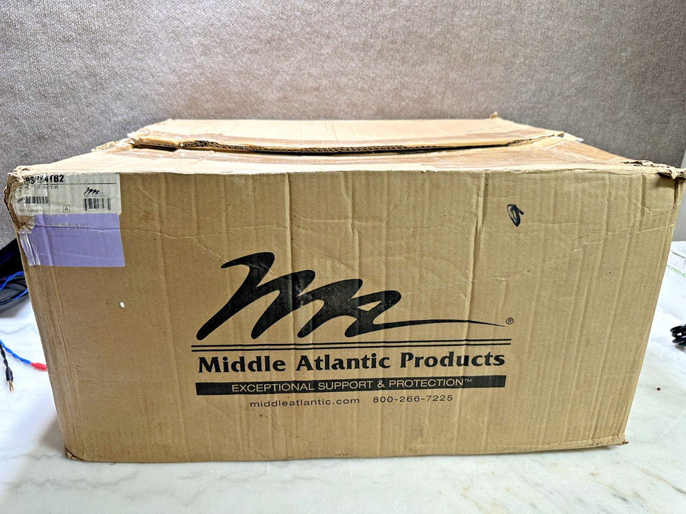 Middle Atlantic BXSRSRX4TB2 Slide Out Rotating Rack (NEW)