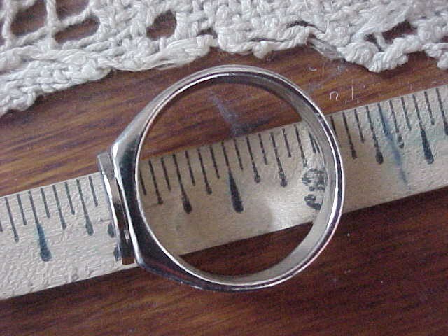 Classic Ford Car Blue V8 Chrome Ring Size #13 NOS Unique Logo Hi-Quality