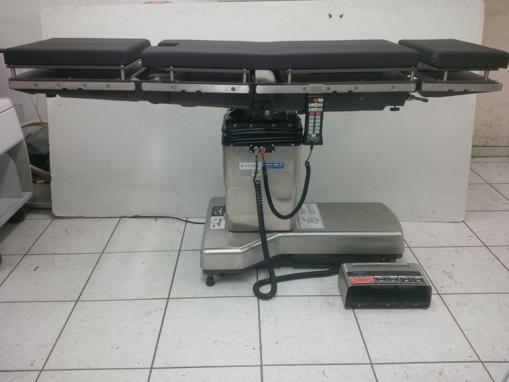 Steris Amsco 3085 SP Surgical Table