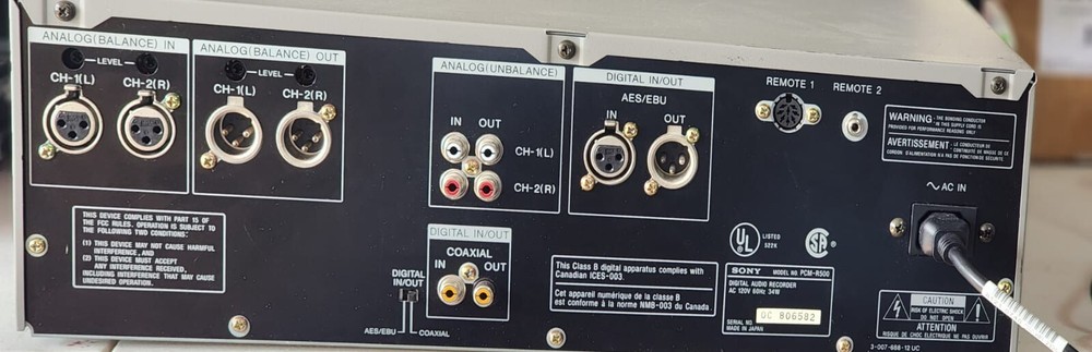 SONY PCM-R500 Digital Audio Tape DAT Deck
