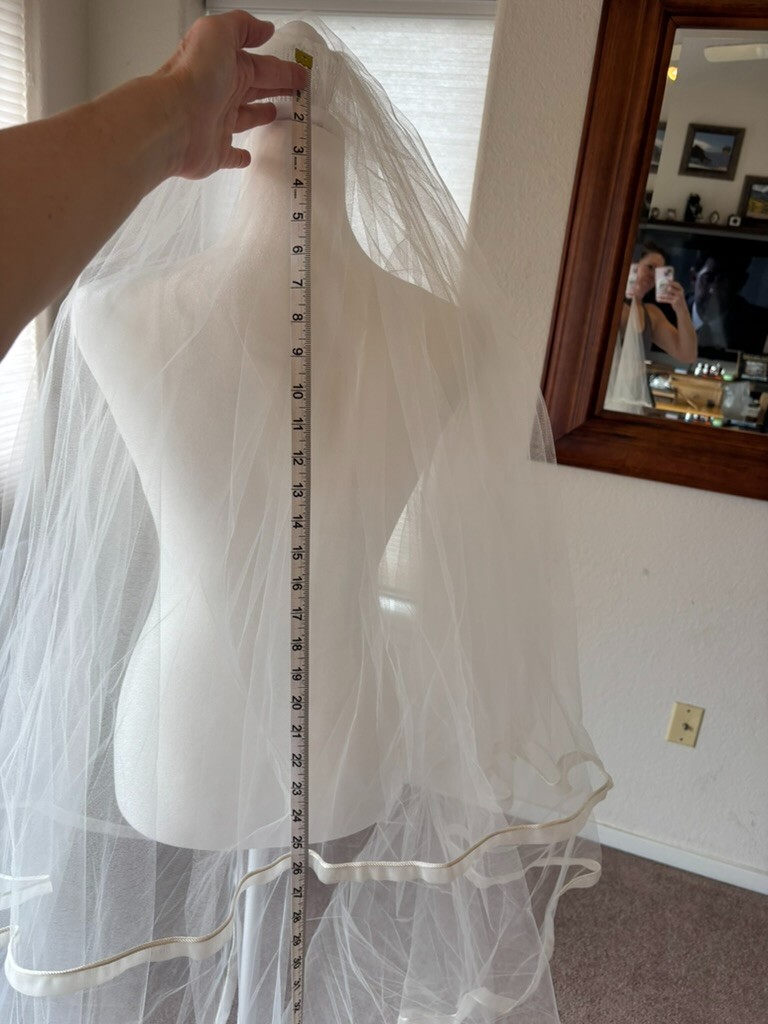 wedding veil chapel length Peter Langer off white with delicate rope trim