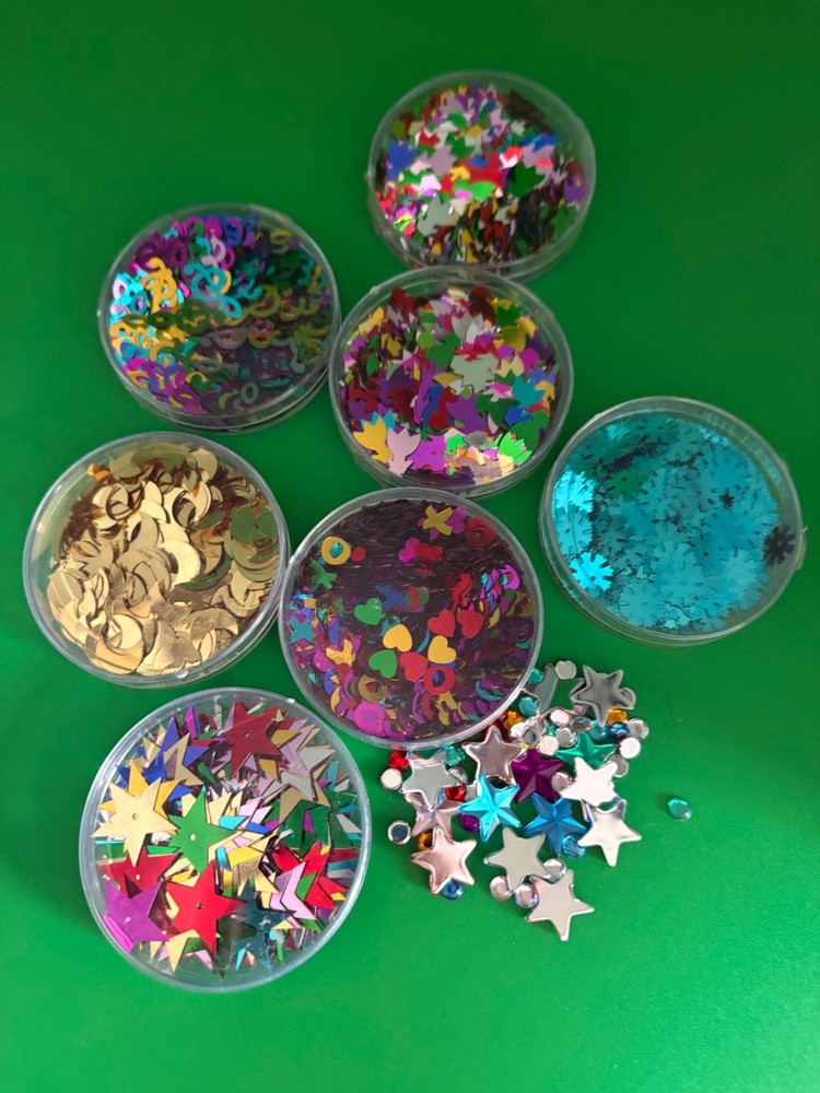 Multicolored Shaped Glitter - 7 0.5 oz containers plus 0.2 oz