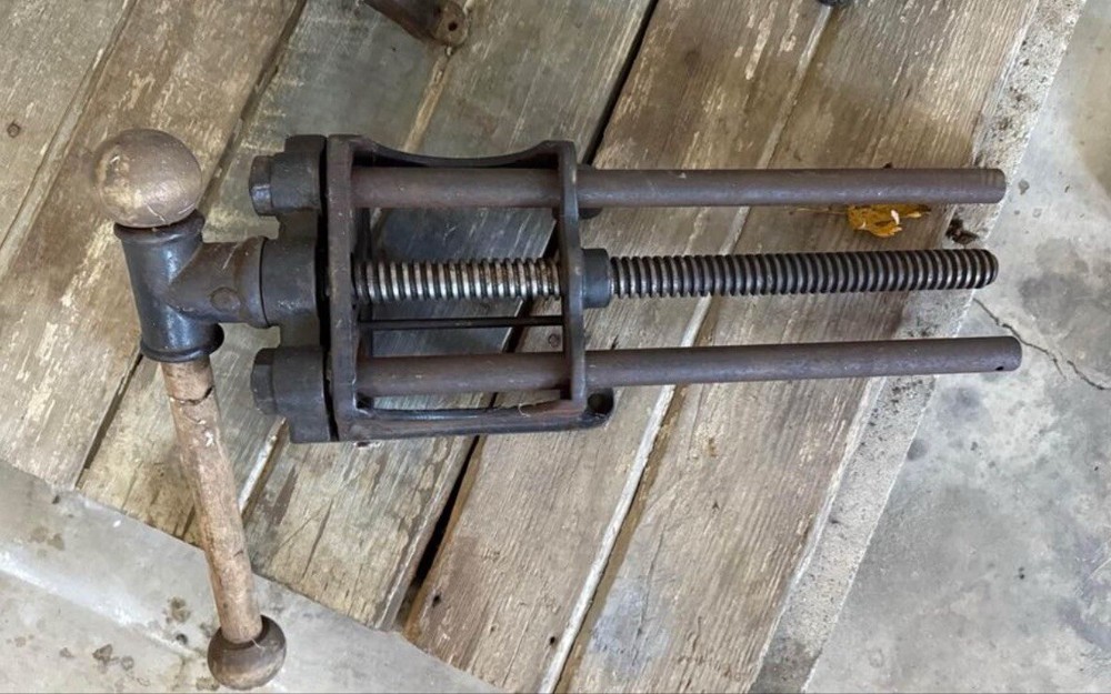 Antique Cast Iron Clamp