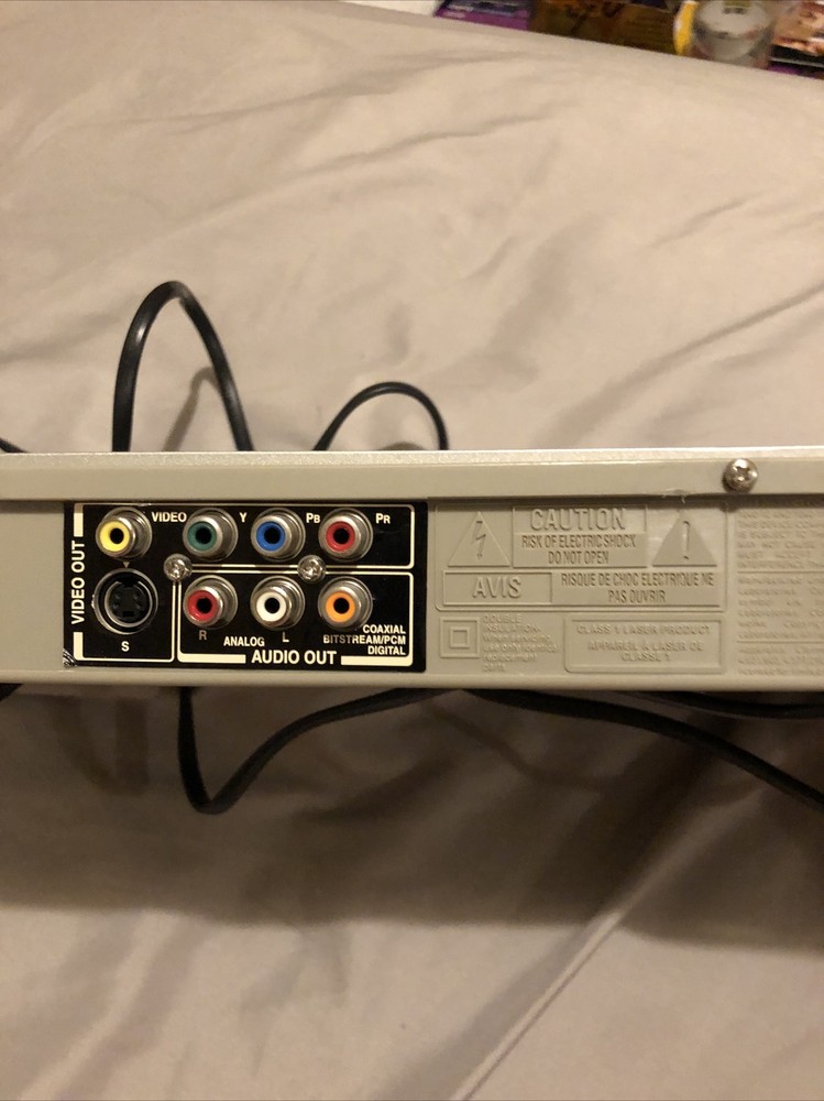 Toshiba SD-3960 Slim CD DVD Player With Cables