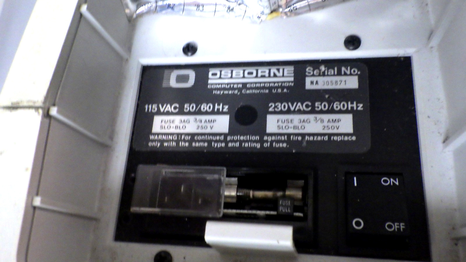 Vtg OSBORNE 1 OCC Portable Computer PC w/ Floppy Disks *Parts Repair Not Working