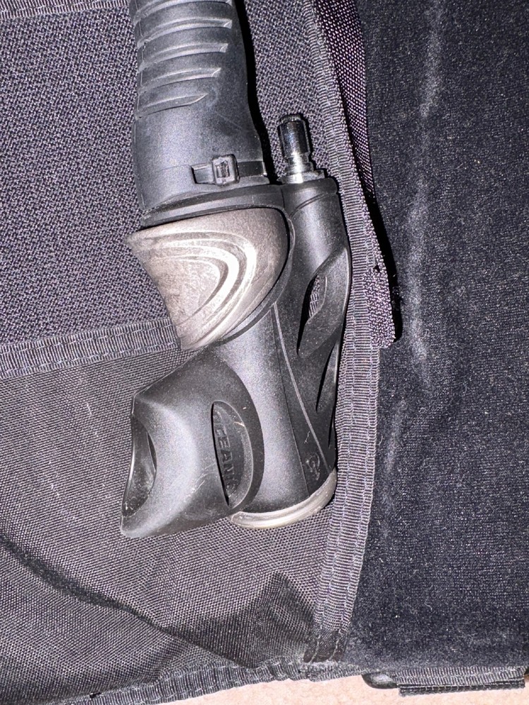 Oceanic Flex BCD Mens -- Large, black - includes weight pockets, Used, works