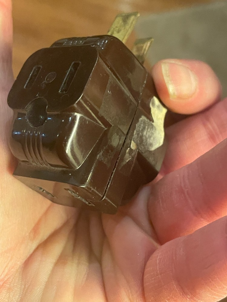 Vintage Bakelite Wall Socket Multi Plug Adapter Extension 1940’s