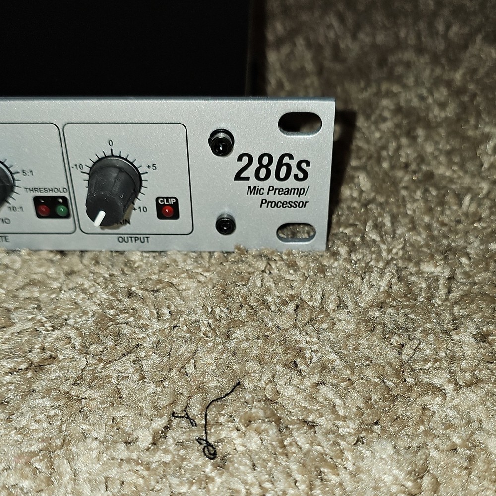 dbx 286s Microphone Preamp Processor Compressor De-Esser Enhancer Expander