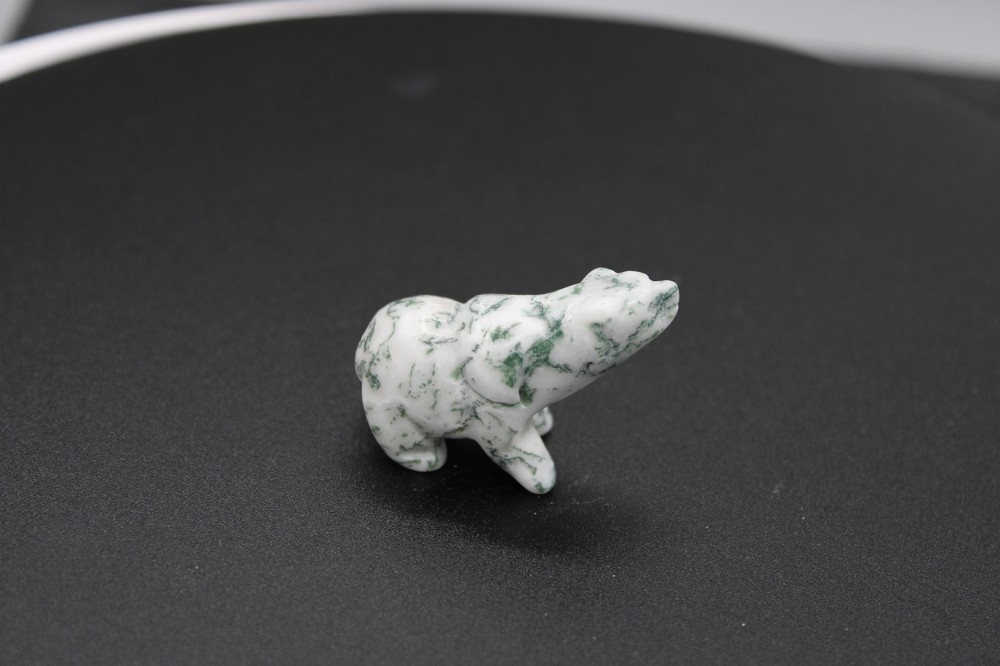 Moss Agate Bear