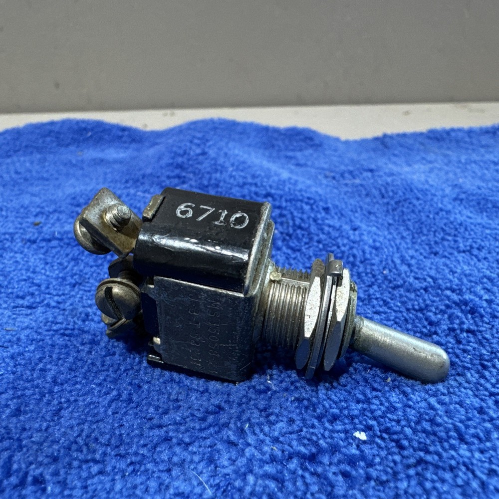 MS35058-23, 58231, Two Position Aircraft Toggle Switch