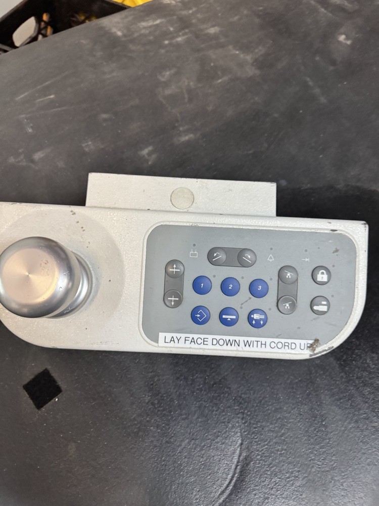 GE Apix CV Imaging table