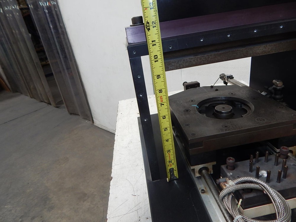 TABLE TOP PNEUMATIC PRESS FOR PRODUCTION ASSEMBLY M3839