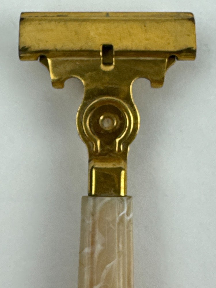 Vintage Schick Eversharp Injector Razor With Bakelite Handle