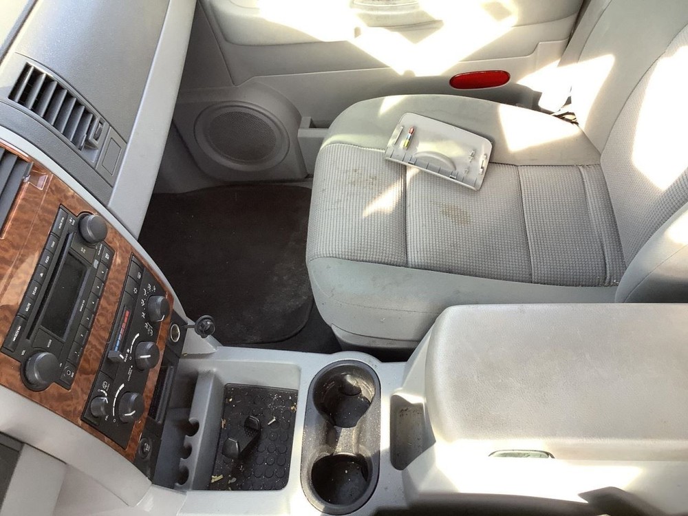 DURANGO 2007 Glove Box 4673399