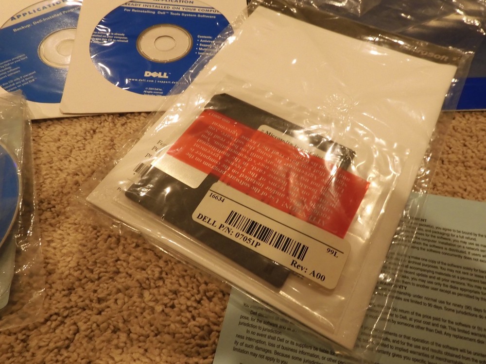 DELL DIMENSION COMPLETE COMPUTER BOX SET SETUP GUIDE RESOURCE SOFTWARE CD'S