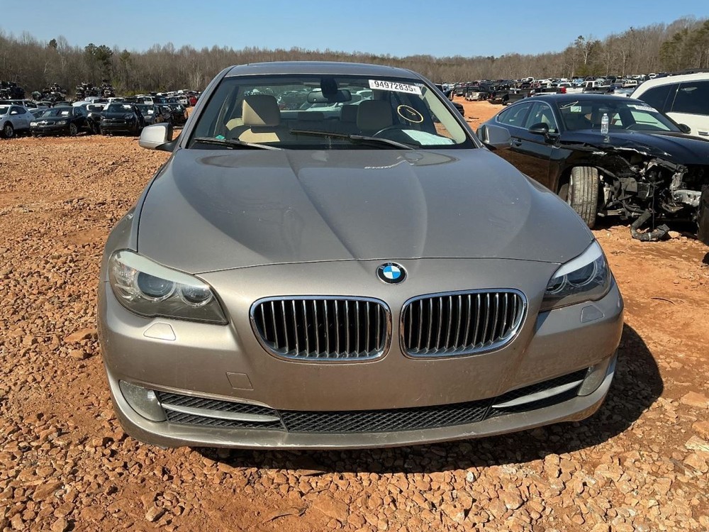 528I 2011 Glove Box 4958749