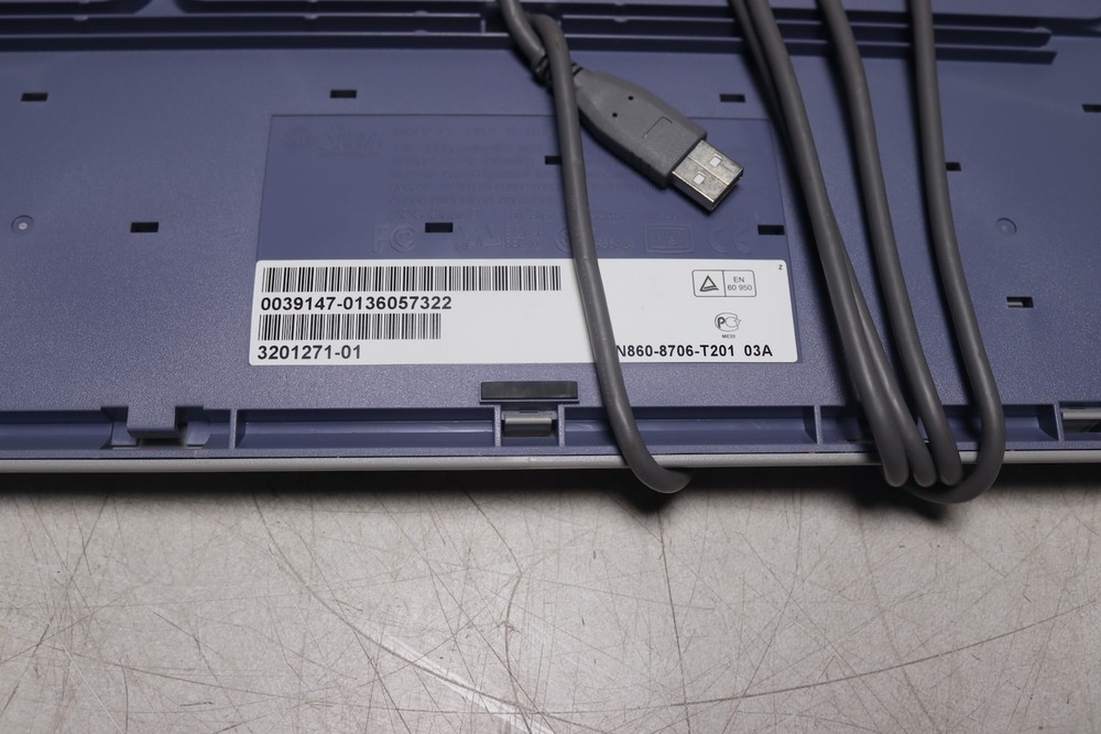 Vintage Sun Microsystems 03A 3201271-01 Keyboard