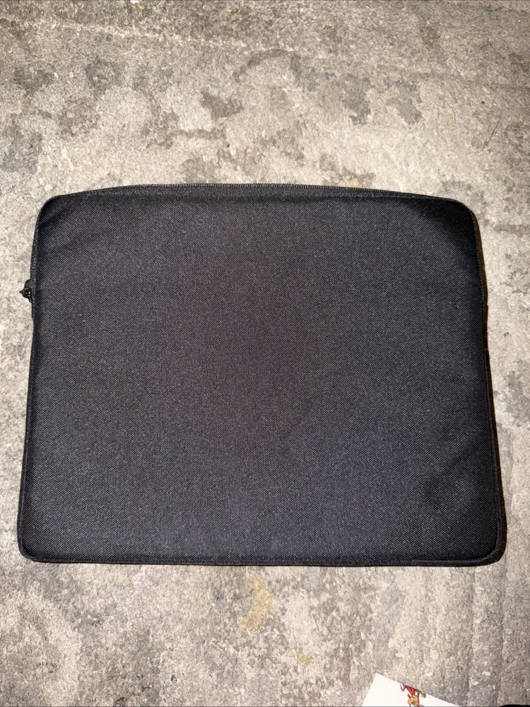 Pre-Owned! - tomtoc Slim Laptop Sleeve (13-inch) – Black
