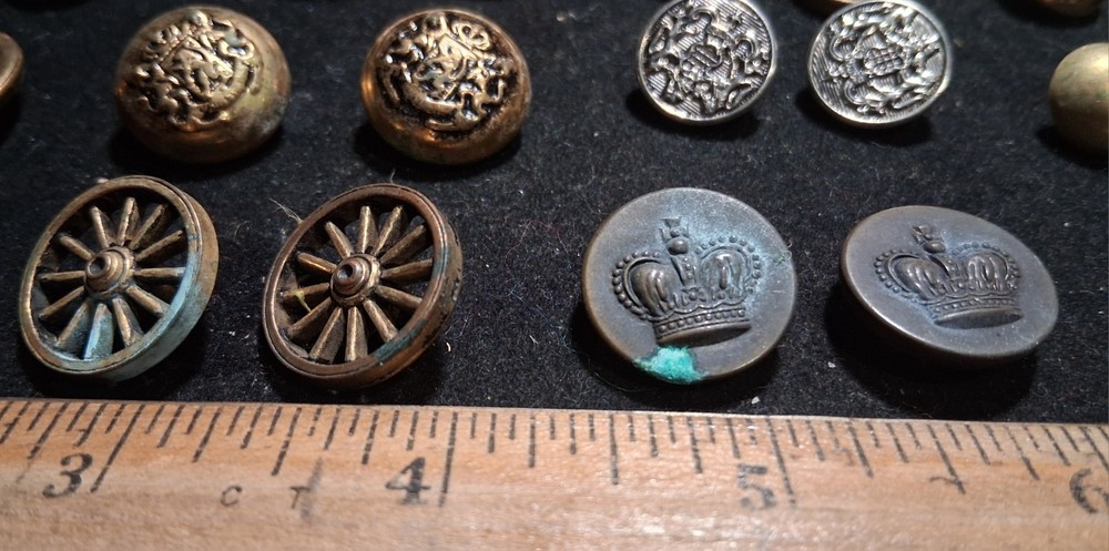 Vintage metal buttons, 36 pairs