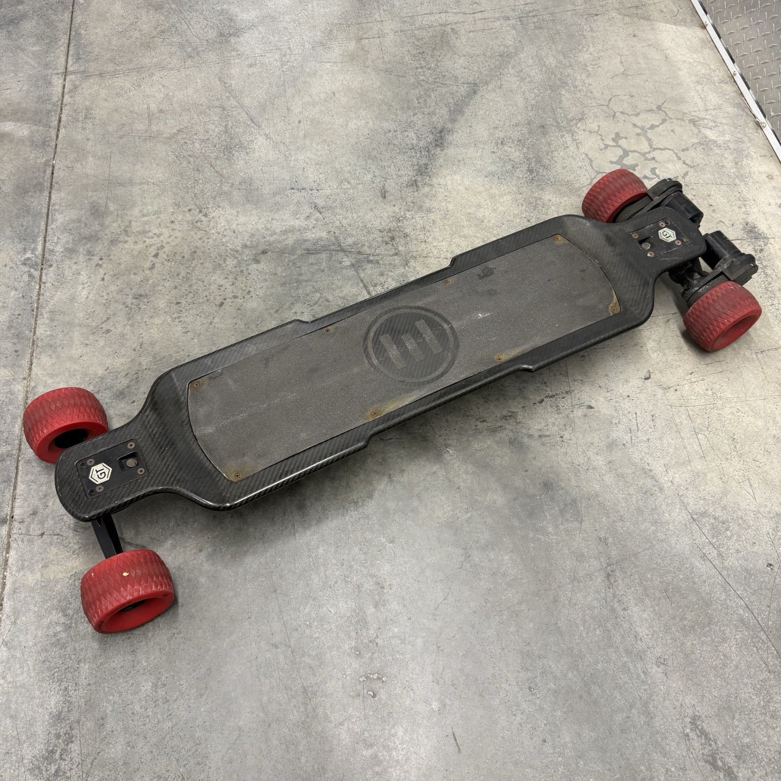 Evolve GT Carbon Electric Skateboard W/ Charger - As Is