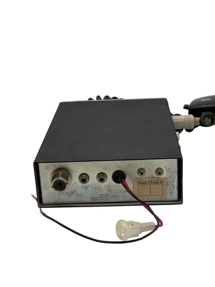 Vintage Pace model CB143 23CH CB Radio Transceiver With Microphone Untested