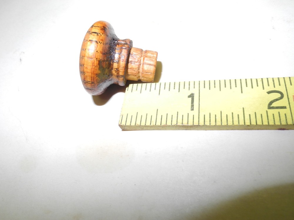 VINTAGE SINGER TREADLE SEWING MACHINE 2 PIECE SET OAK DRAWER KNOBS, LIGHT FINISH