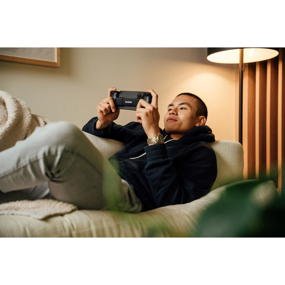 Backbone BB-51-P-BRW One (USB-C) - Mobile Gaming Controller, Black