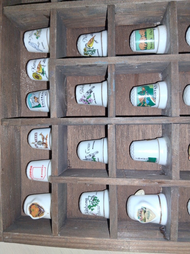 Vintage State Thimble Collection Q18 1072