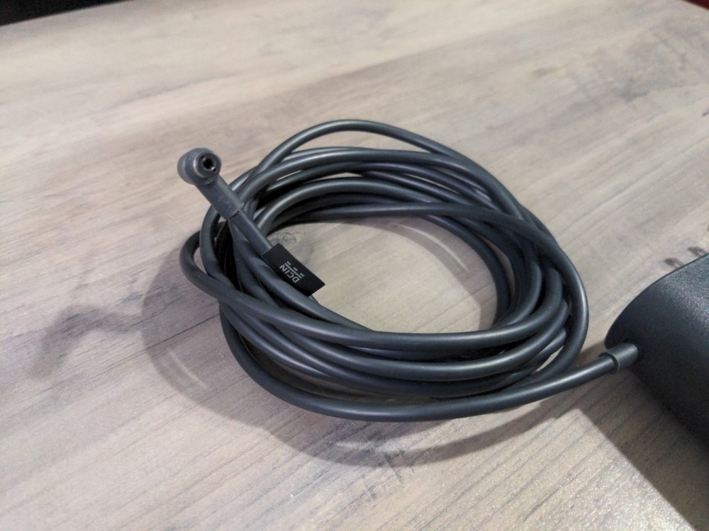 HTC Vive VR Base Station 1.0 Lighthouse & Power Adaptor & Mount & Hardware