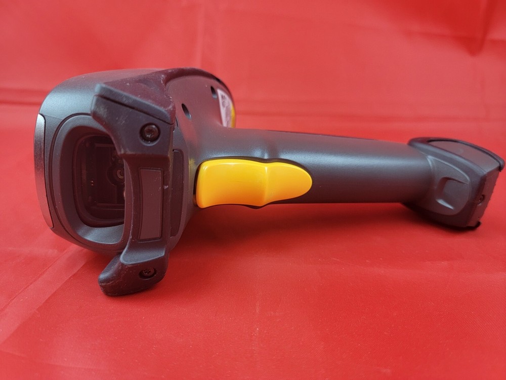 Symbol Technologies MT2090-SD0D62170WR Handheld Barcode Scanner and Cradle