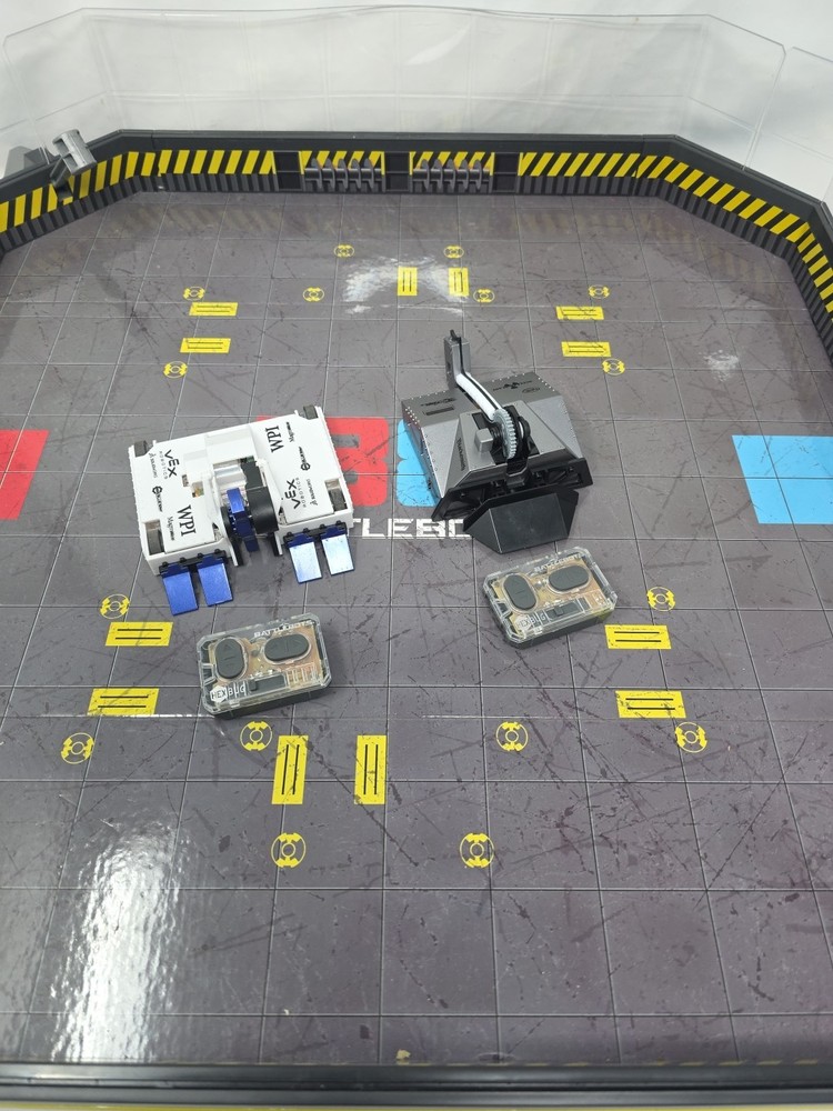 Hexbug Battlebots Arena | Bite Force and Blacksmith