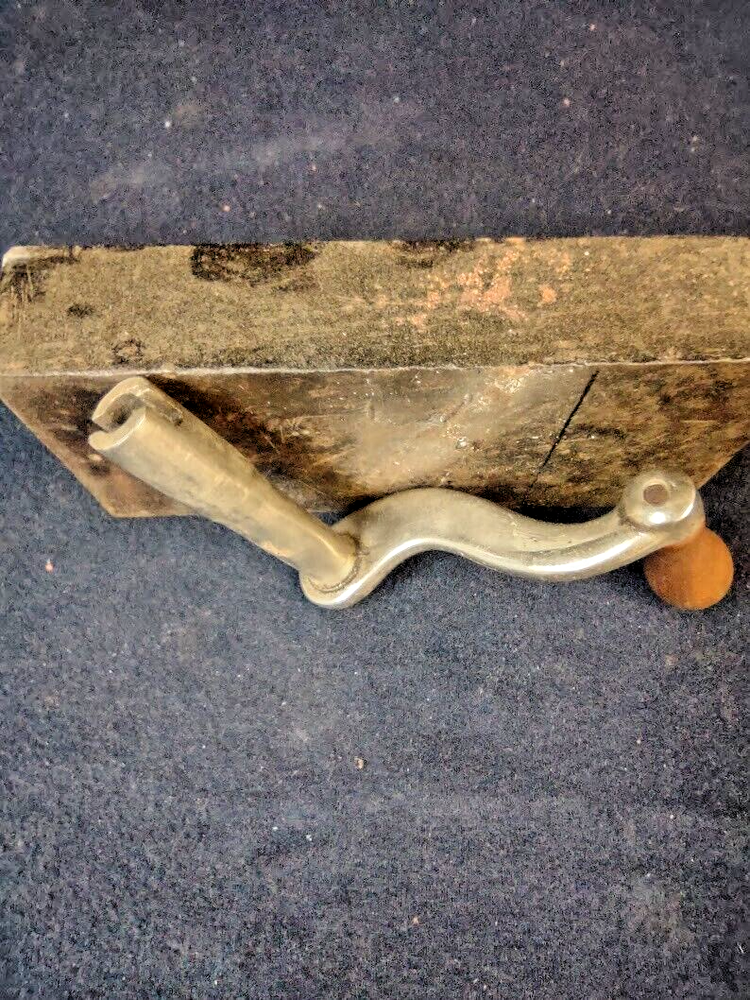 ORIGINAL EDISON UNDERGLASS PHONOGRAPH CRANK