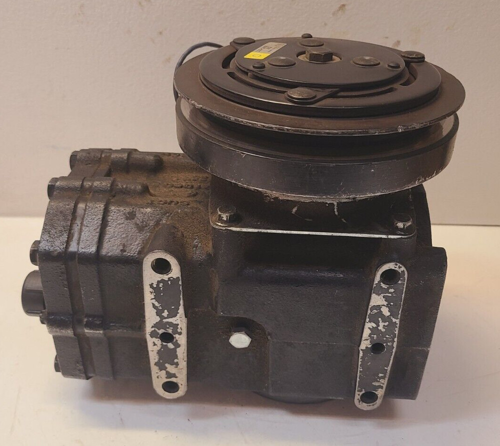 Blissfield Compressor Serial 05906 | 99500 | Model HGB 1000